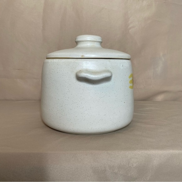 Vintage Stoneware Pot With Heating Pad - Picture 4 of 14